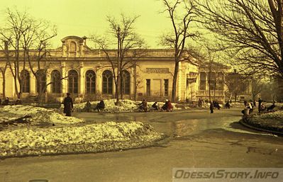 Театральная площадь. Февраль 1954.
