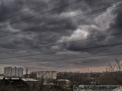 Тучи над городом
Снято с ЖД-насыпи над "Глухим" мостом
