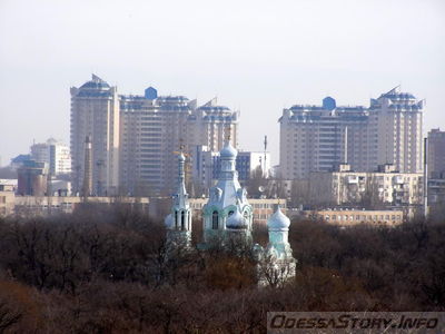 Кладбищенская церковь
Снято с крыши дома по ул. Бреуса 26/2
