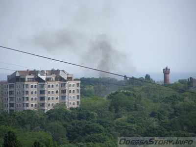 Парк Победы и прю Шевченко. Вдали что-то дымит...
