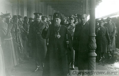 На старом Одесском ж.д. вокзале, 6.12.1942 г.
mitropolitului Visarion Puiu
С румынского сайта
