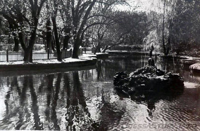 Пруд на Хаджибеевском лимане.1930-е годы
фото - М.Гельфгата
