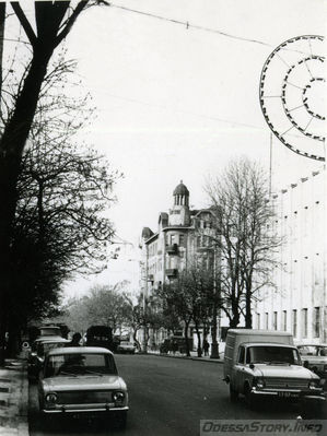 Екатерининская, 35
фото Н.Дуценко, 1974 год.
 добавлено с - http://vkontakte.ru/album-12872246_98090123
