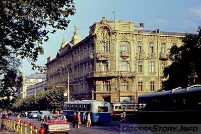 Преображенская, 34
фото - Michael Karachinsky. 1969 год.
добавлено с - https://picasaweb.google.com/karachinskymishutka26/196903#

