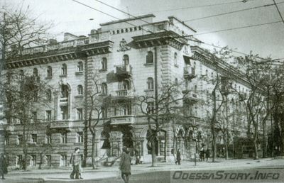 Херсонская, 21
фото - В.И.Тимофиенко
