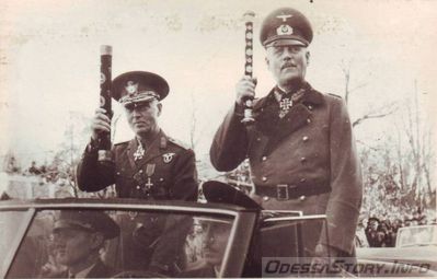 На иностранческом сайте было подписано как - Authentic photo of marshall Keitel on Odessa parade
