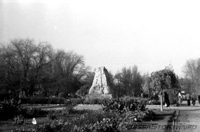 Старосенная площадь
1957 год
добавил - Jorjic
