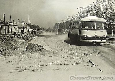 Николаевская дорога,
1965 год
добавлено с - http://odessatrolley.com/
