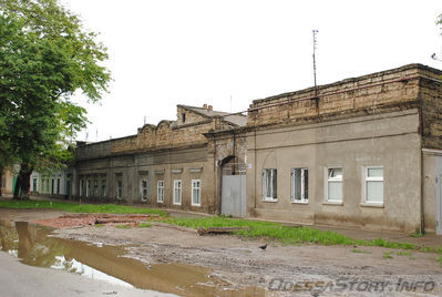 Улица Ивана и Юрия Лип, 26
Доходный дом, 1880-е
