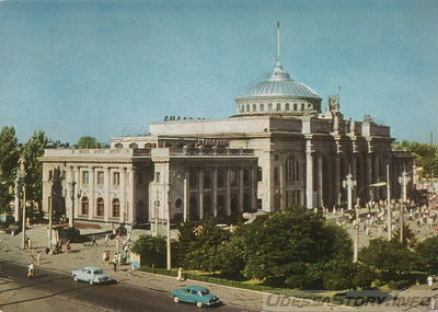 Железнодорожный вокзал
Издание Министерства связи СССР, 1972 год
Фото А. Подберезского, Ю. Шашкова
Добавил Kamin
