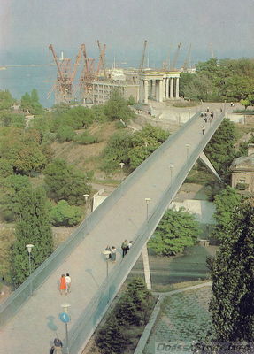 Мост Жанны Лябурб
Издание Министерства связи СССР, 1983 год. 
Фото Г. Буланова
Добавил Kamin
