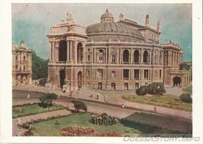 Городской театр
"Изогиз", Москва, 1957 г. Фото А. Альперта
Добавил Kamin
