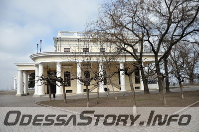 Воронцовский переулок № 2д
Воронцовский дворец (вид с южной стороны)
Добавил Kamin
